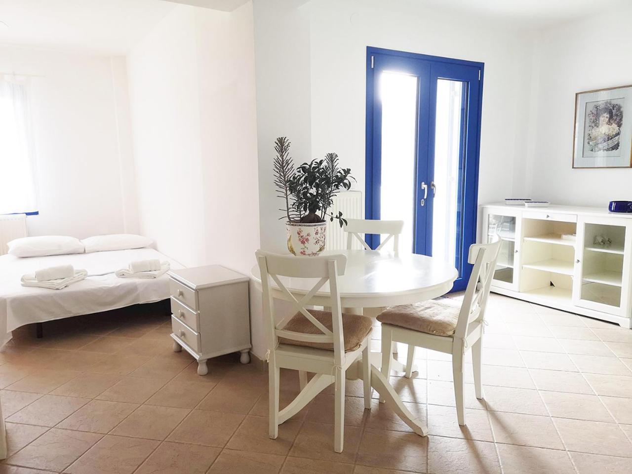Olive Bay Hilltop Apartments Ammouliani Oda fotoğraf